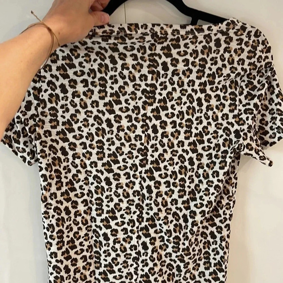 Banana Republic Malibu Tee Leopard Print - Picture 14 of 15